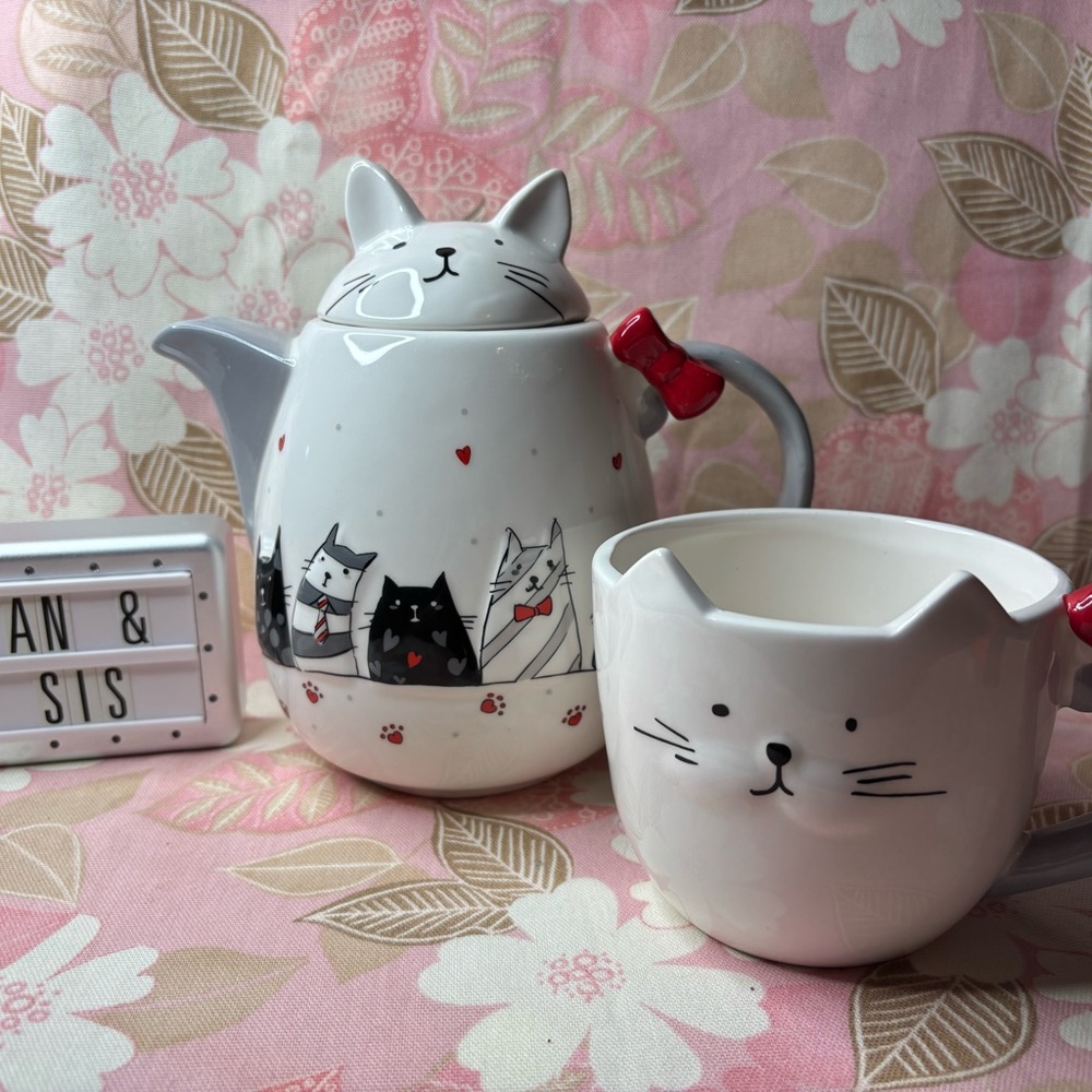 Cat-Themed White and Red Teapot and Mug Set